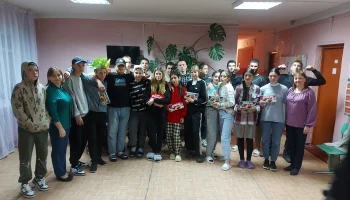 &laquo;Осень, осень , ну давай у листьев спросим&raquo;- осенний бал для молодёжи.