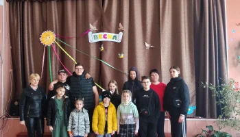 Игровая программа "Весенняя карусель"